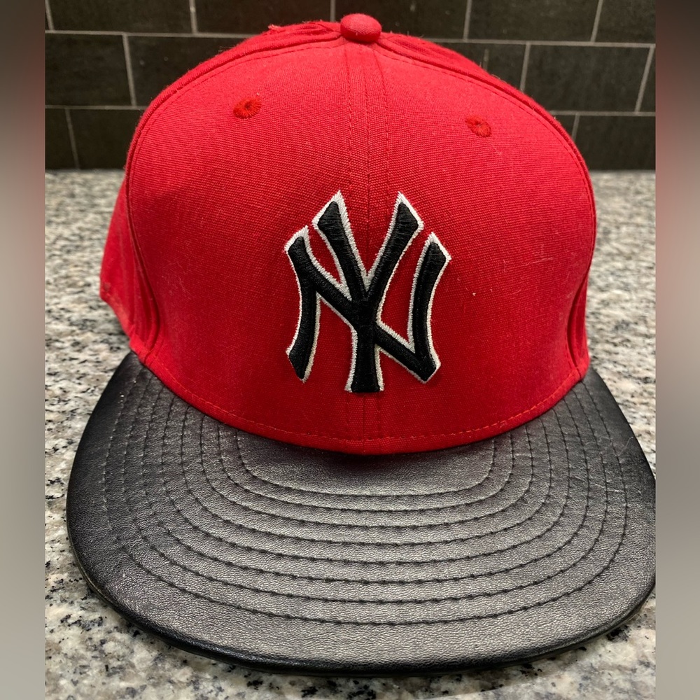 NY Official Baseball Cap.